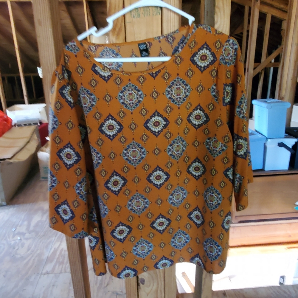 Geometric shirt